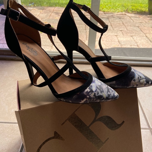 Charlotte Russ Heels - Picture 1 of 1